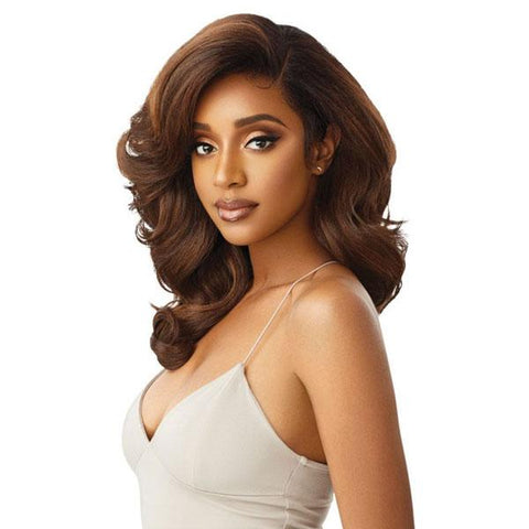 Outre Perfect Hairline Synthetic 13x4 Lace Front Wig - JULIANNE - SoGoodBB.com