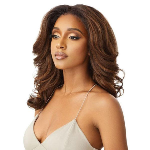 Outre Perfect Hairline Synthetic 13x4 Lace Front Wig - JULIANNE - SoGoodBB.com