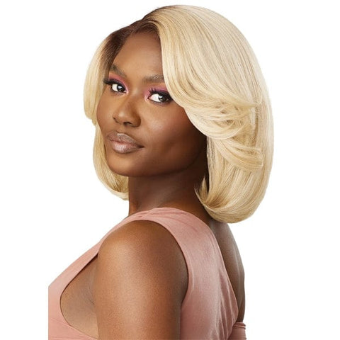 Outre Synthetic Melted Hairline HD Lace Front Wig - CIANA - SoGoodBB.com