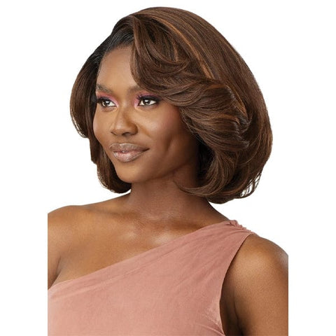 Outre Synthetic Melted Hairline HD Lace Front Wig - CIANA - SoGoodBB.com