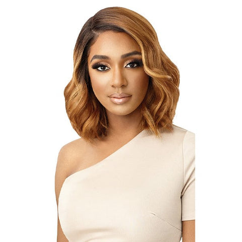 Outre Synthetic Melted Hairline HD Lace Front Wig - JAYCIANA - SoGoodBB.com