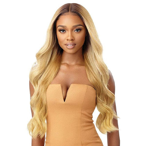 Outre Synthetic Melted Hairline HD Lace Front Wig - MANUELLA - SoGoodBB.com