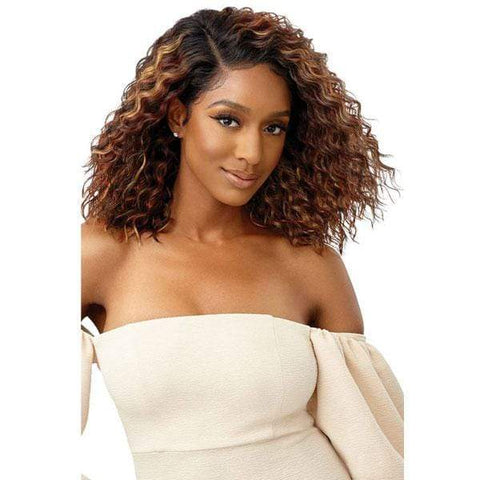 Outre Synthetic Melted Hairline HD Lace Front Wig - MCKENNA - SoGoodBB.com