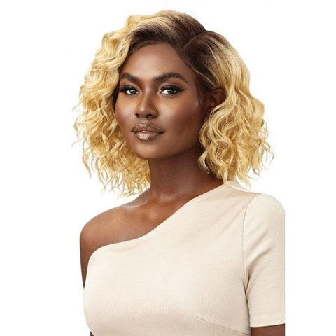 Outre Synthetic Melted Hairline HD Lace Front Wig - THAIS - SoGoodBB.com