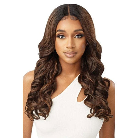 Outre Synthetic Sleeklay Part HD Lace Front Wig - GEOVANNA - SoGoodBB.com